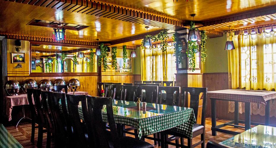 Hill Crown Retreat, Darjeeling 3